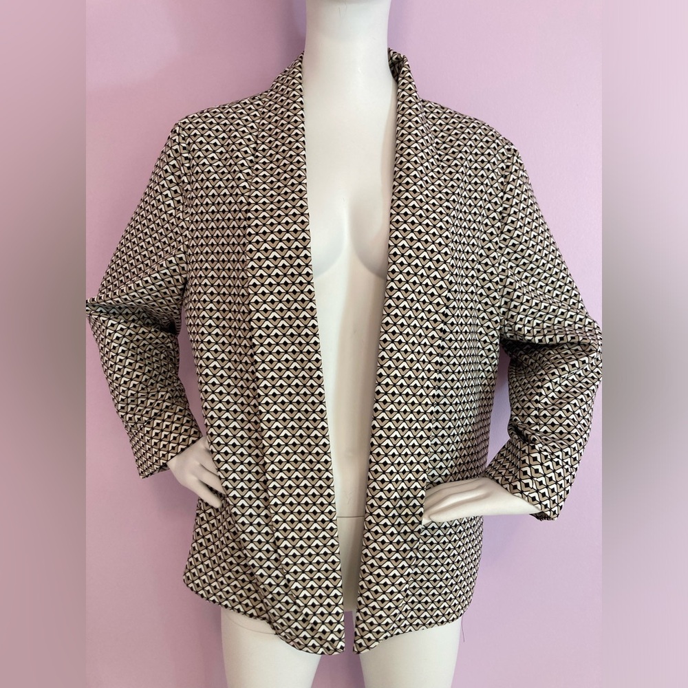 Blazer with 3/4 sleeves